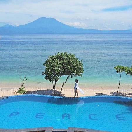 Blue Harbor Beachfront Villas & Resto Ped Exterior photo