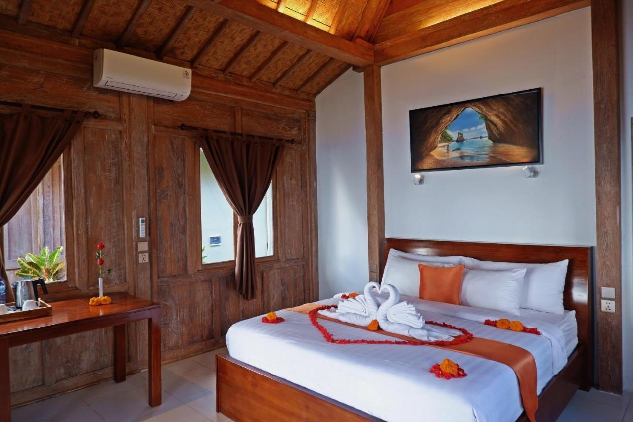 Blue Harbor Beachfront Villas & Resto Ped Exterior photo
