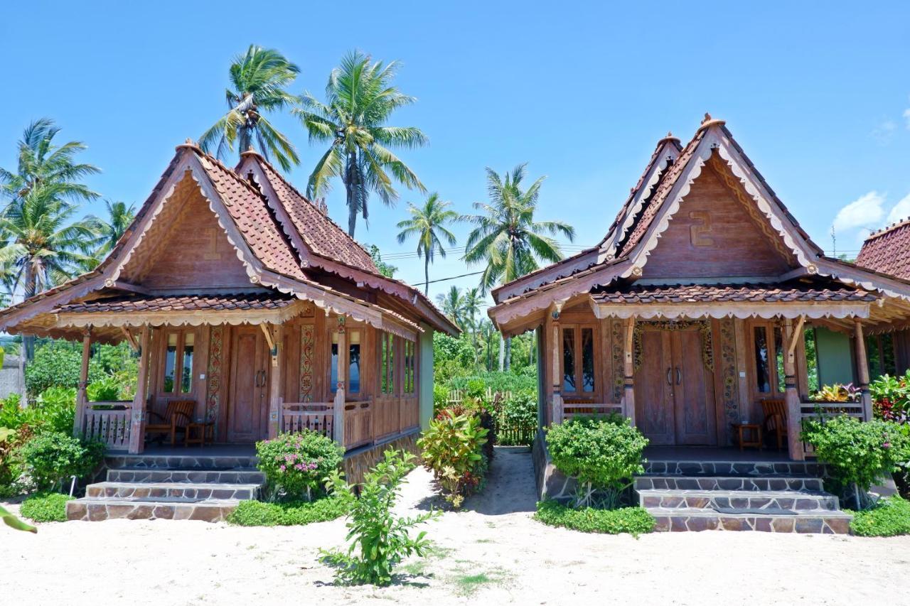 Blue Harbor Beachfront Villas & Resto Ped Exterior photo