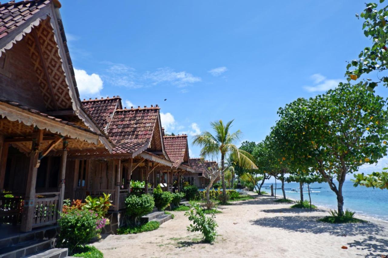 Blue Harbor Beachfront Villas & Resto Ped Exterior photo