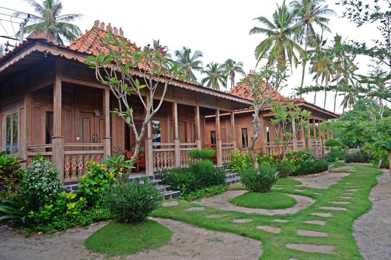 Blue Harbor Beachfront Villas & Resto Ped Exterior photo