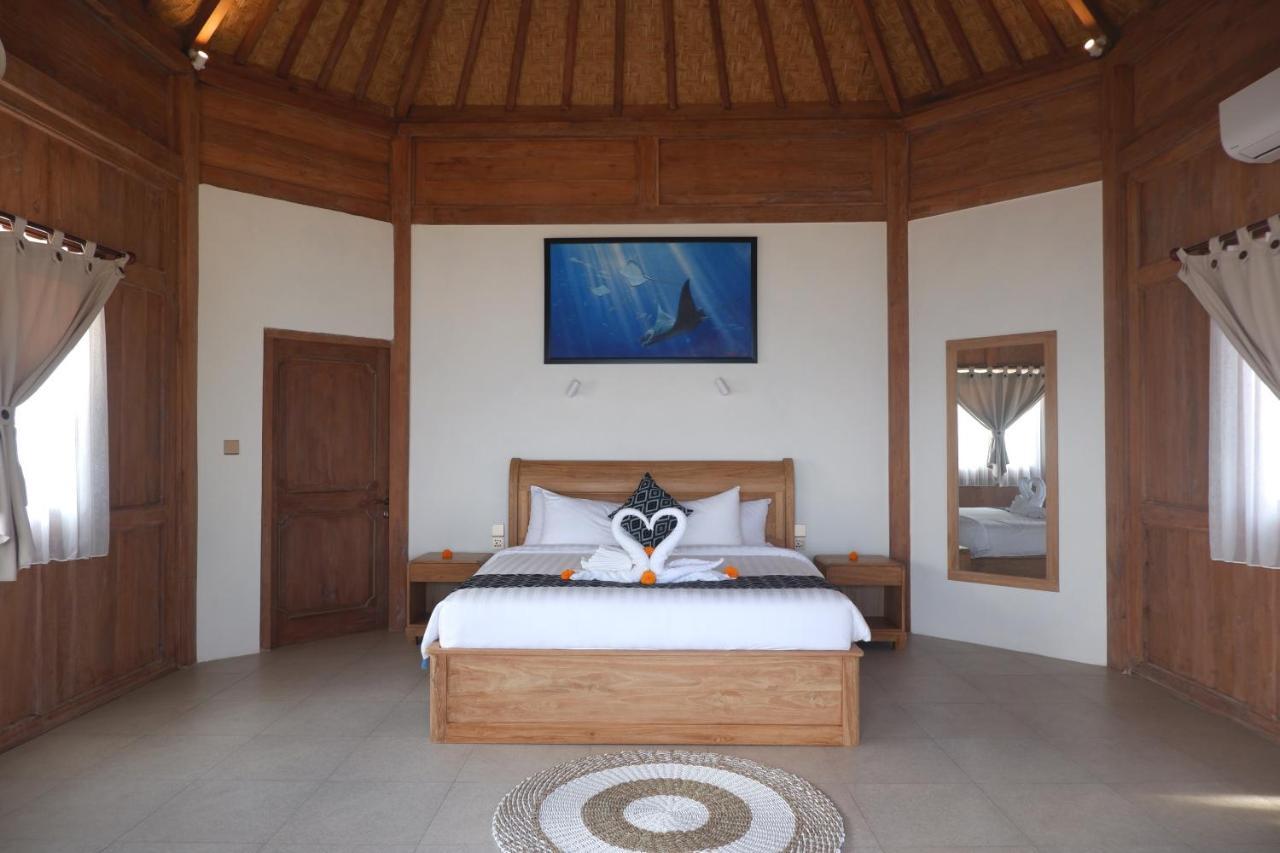 Blue Harbor Beachfront Villas & Resto Ped Exterior photo