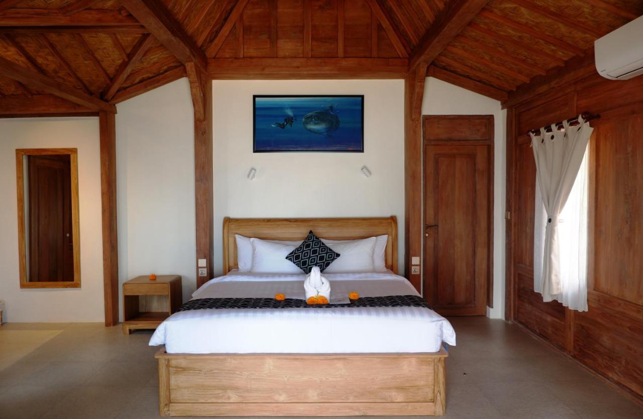 Blue Harbor Beachfront Villas & Resto Ped Exterior photo