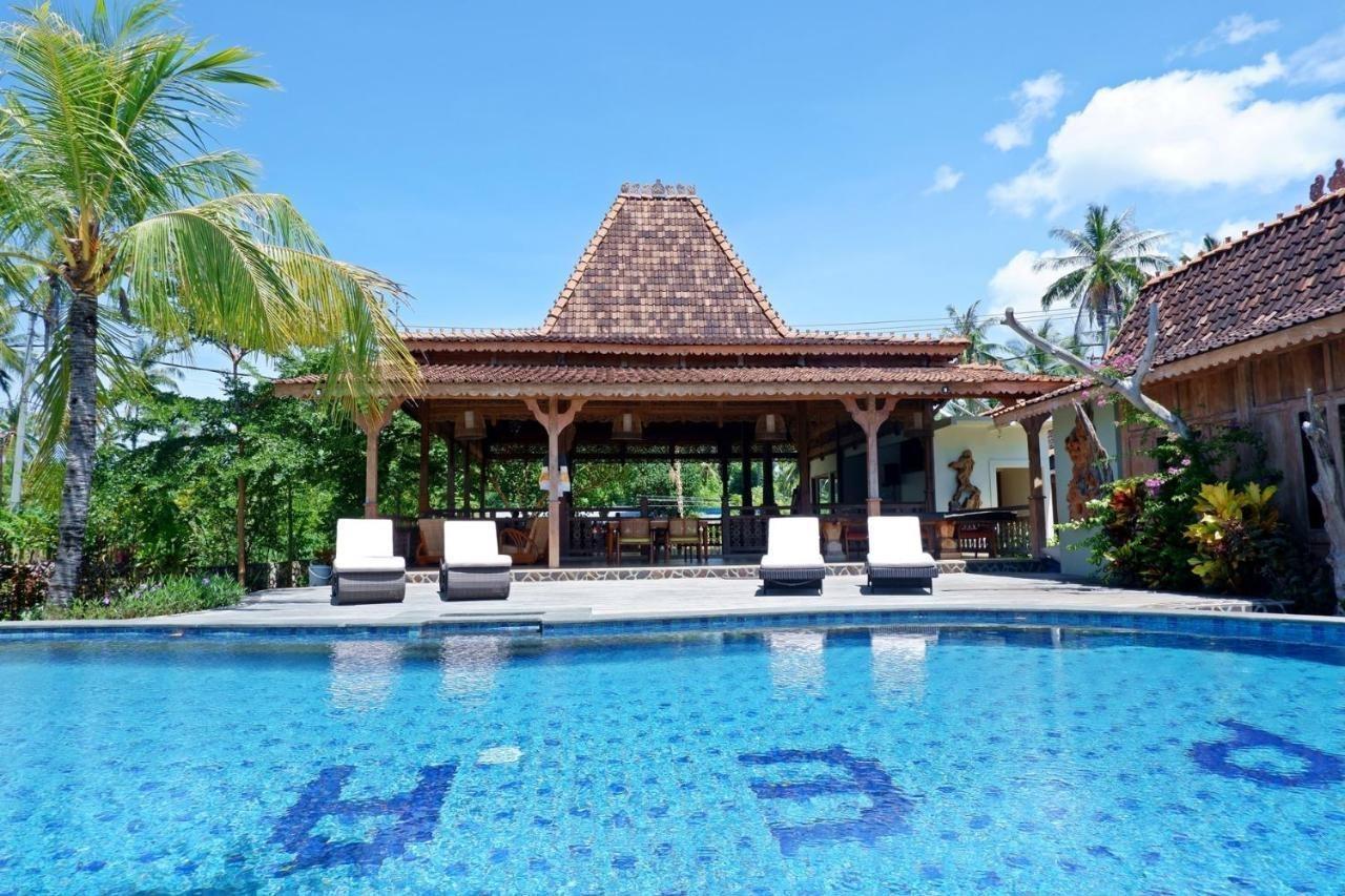 Blue Harbor Beachfront Villas & Resto Ped Exterior photo