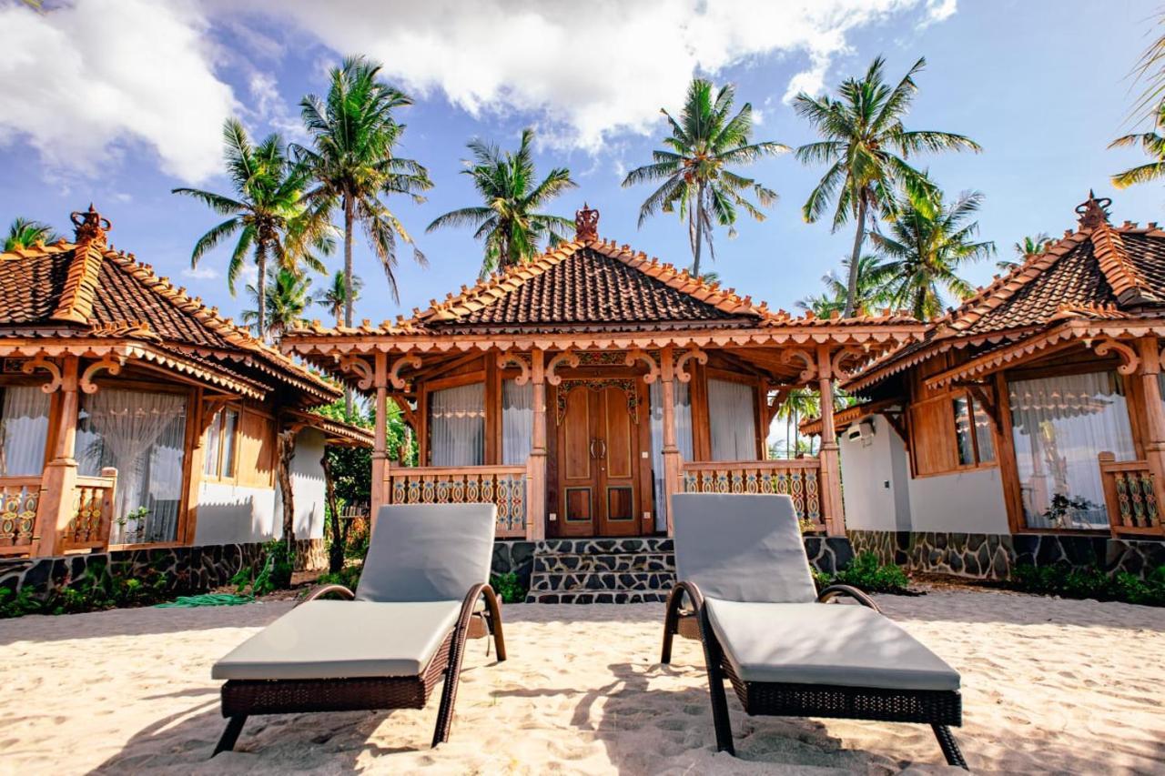 Blue Harbor Beachfront Villas & Resto Ped Exterior photo